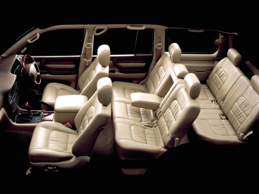  Toyota Land Cruiser Cygnus 1998 года  (фото 7 из 9)